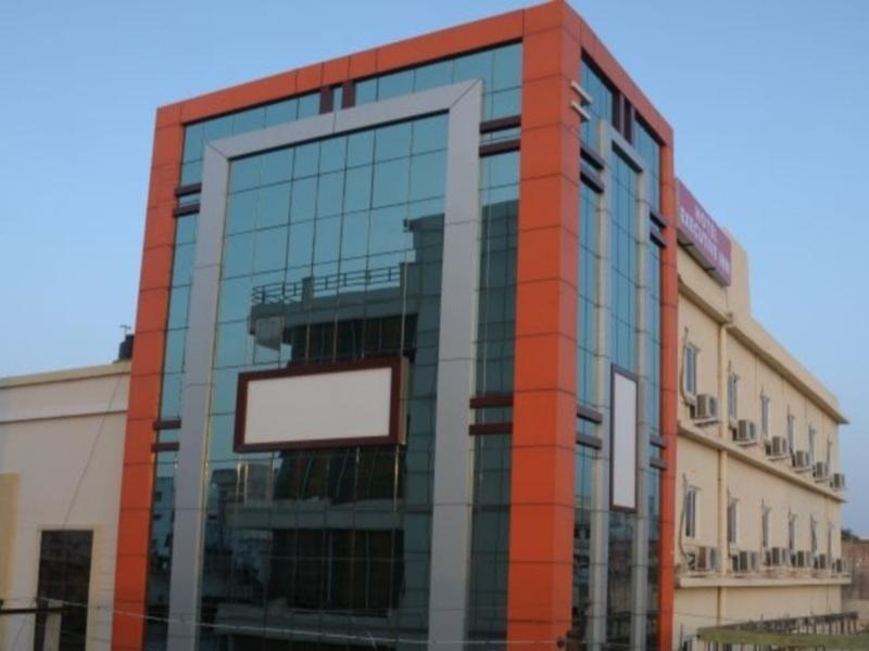 Hotel Executive Inn Vijayawada Exterior photo